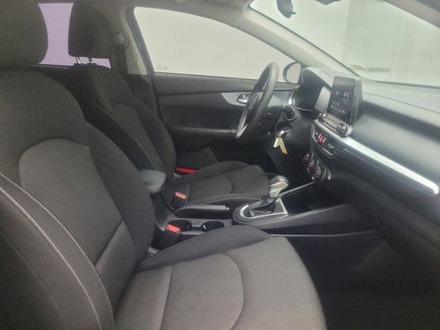 Used 2023 Kia Forte LXS w/ LXS Technology Package FWD image 21