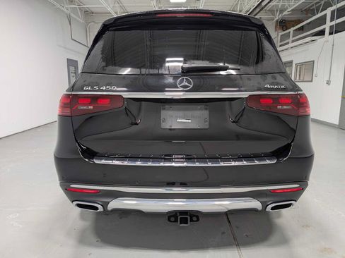 Certified 2024 Mercedes-Benz GLS 450 4MATIC image 9