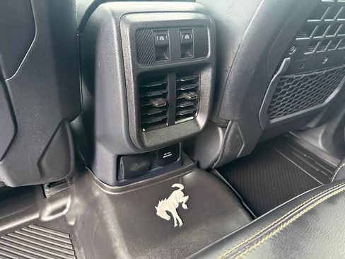 Used 2025 Ford Bronco Badlands AWD/4WD image 47