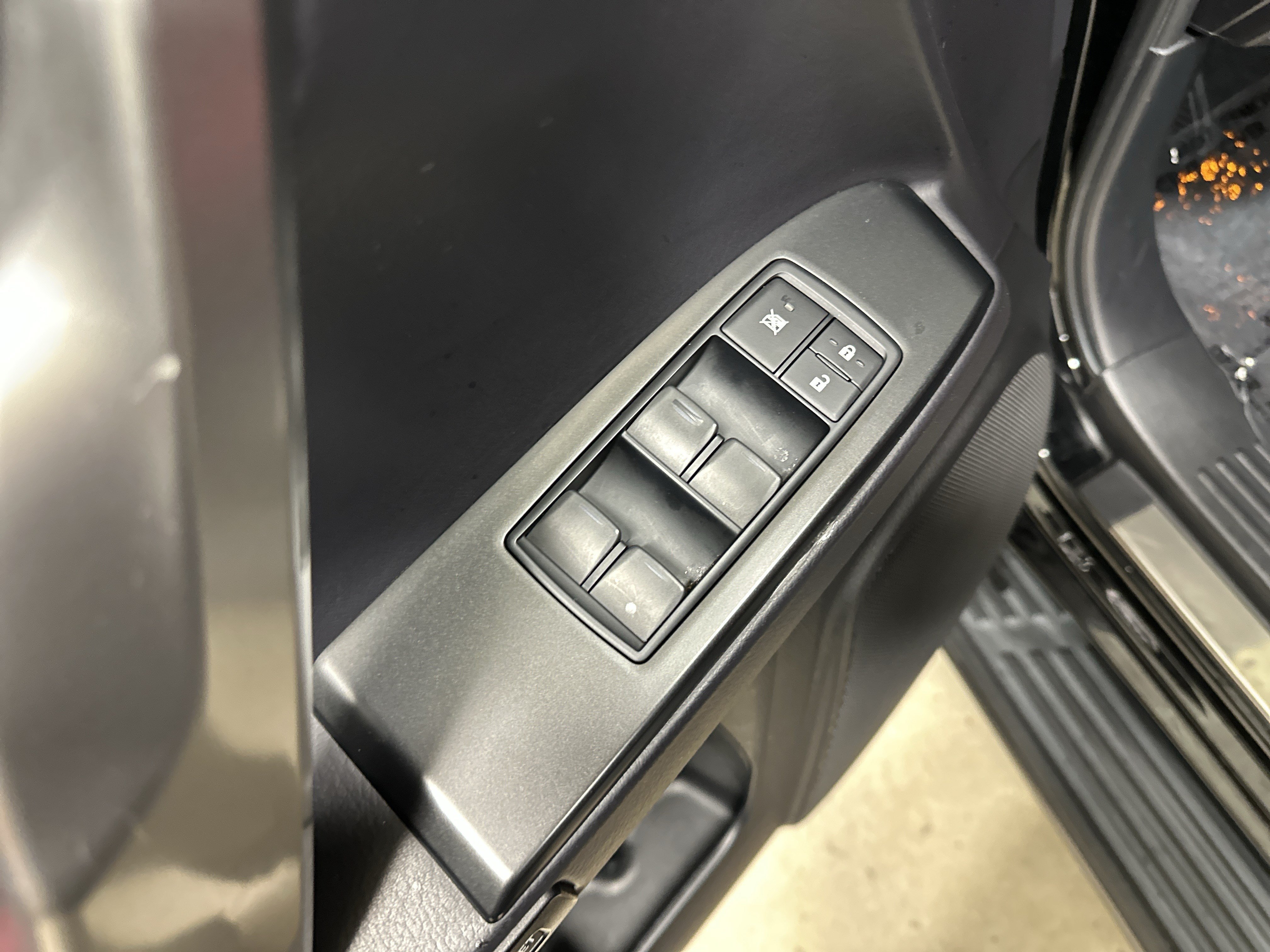 Certified 2022 Lexus GX 460 Premium AWD/4WD image 15