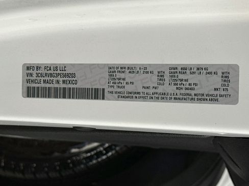 Used 2023 RAM ProMaster 1500 w/ Driver Convenience Group FWD image 37
