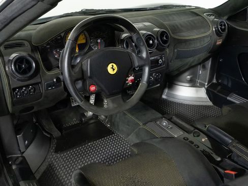 Used 2009 Ferrari F430 Scuderia RWD image 4