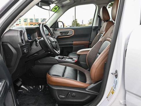 Certified 2025 Ford Bronco Sport Outer Banks w/ Outer Banks Tech Package+ AWD/4WD image 21