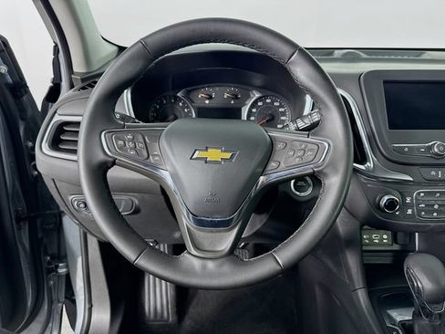 Used 2024 Chevrolet Equinox LT FWD image 12