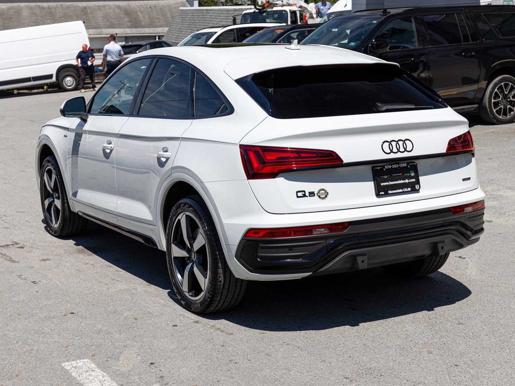 Used 2023 Audi Q5 2.0T Premium Plus w/ Premium Plus Package AWD/4WD image 6