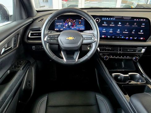 Used 2026 Chevrolet Traverse LT AWD/4WD image 22