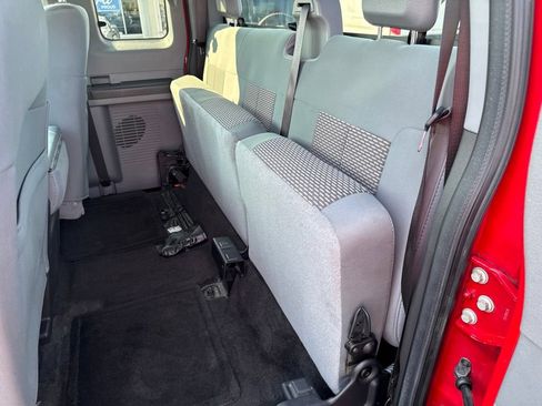 Used 2012 Ford F250 XLT w/ XLT Interior Pkg AWD/4WD image 28