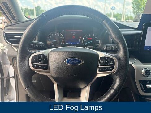 Certified 2021 Ford Explorer XLT w/ Equipment Group 202A RWD image 14