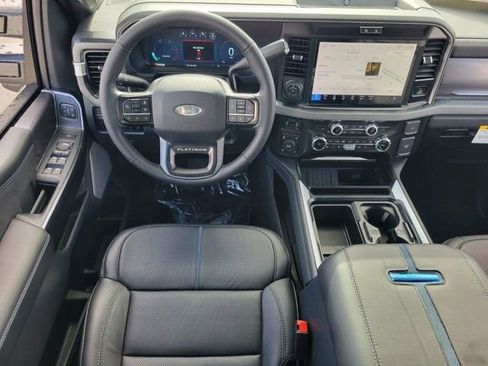 New 2026 Ford F250 Platinum AWD/4WD image 9