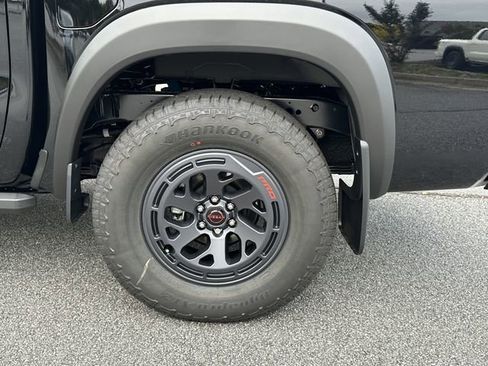 New 2026 Nissan Frontier PRO-4X w/ Pro-4x Convenience Package image 14
