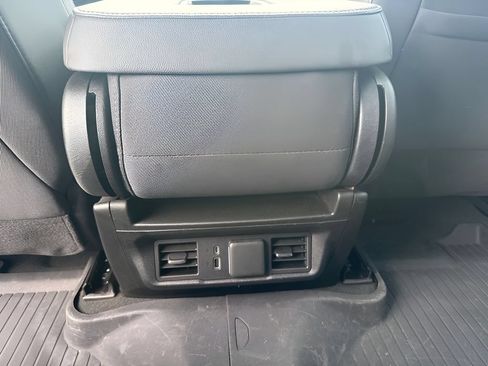 Used 2025 Chevrolet Silverado 2500 LT AWD/4WD image 13