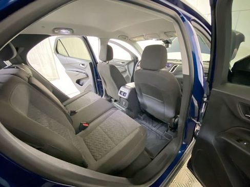 Used 2023 Chevrolet Equinox LT image 32