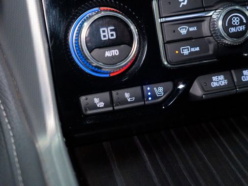 Used 2022 GMC Yukon Denali image 51