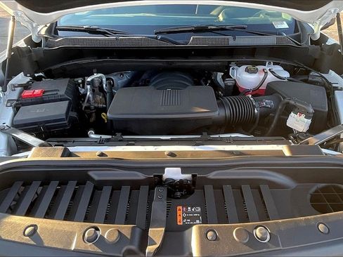 New 2025 Chevrolet Silverado 1500 LT image 12