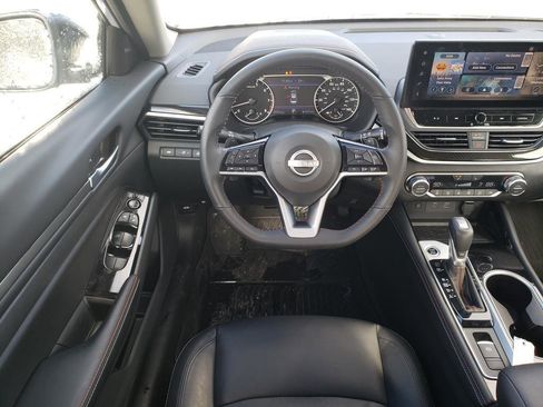 Certified 2025 Nissan Altima 2.5 SR w/ SR Premium Package image 22