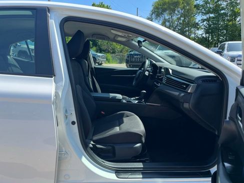 Used 2025 Toyota Camry LE FWD image 32