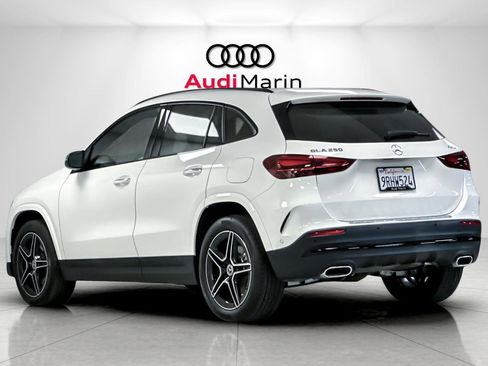 Used 2025 Mercedes-Benz GLA 250 4MATIC image 3