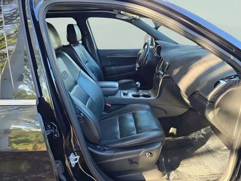 Used 2014 Jeep Grand Cherokee Overland image 11