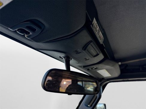 Certified 2022 Jeep Wrangler Unlimited Sport image 30