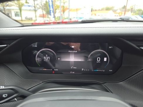 New 2026 Jeep Cherokee Overland w/ Advanced Pro Tech Group AWD/4WD image 15