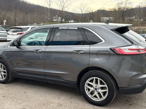 Used 2022 Ford Edge SEL AWD/4WD image 9