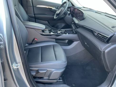 Used 2025 Buick Envision Preferred image 16