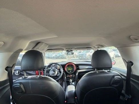 Used 2017 MINI Cooper 2-Door Hardtop FWD image 12