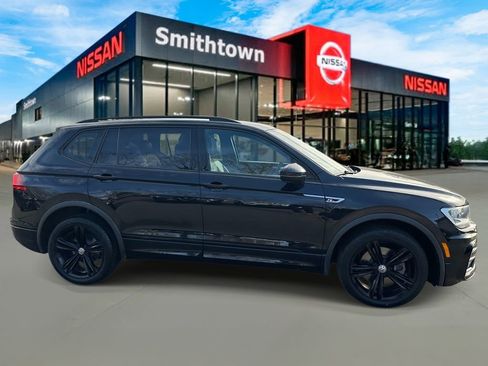 Used 2019 Volkswagen Tiguan SEL Premium R-Line image 4