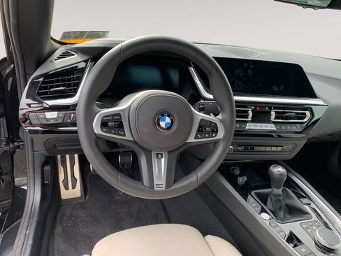 Used 2026 BMW Z4 M40i w/ Premium Package RWD image 12