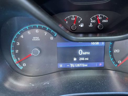 Used 2021 Chevrolet Colorado Z71 w/ Z71 Midnight Edition image 12