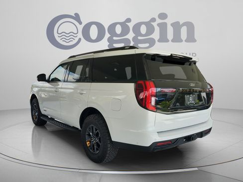 Certified 2025 Ford Expedition Tremor AWD/4WD image 3