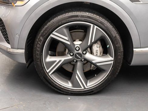 Used 2025 Genesis GV80 3.5T Prestige image 45