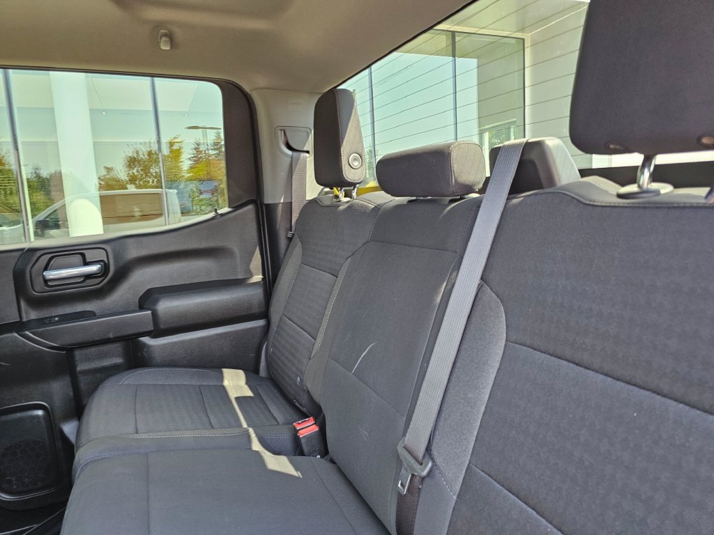 Used 2023 Chevrolet Silverado 1500 Custom AWD/4WD image 22