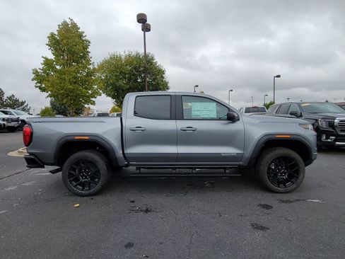 New 2026 GMC Canyon Elevation w/ Convenience Package image 2