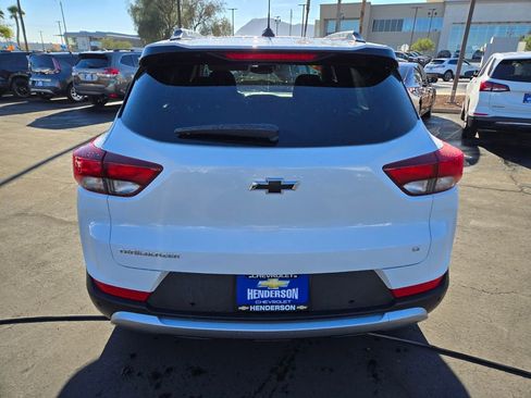 Used 2021 Chevrolet TrailBlazer LT image 5