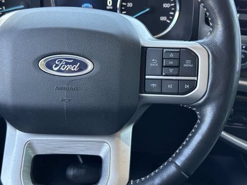 Used 2022 Ford Expedition XLT AWD/4WD image 17