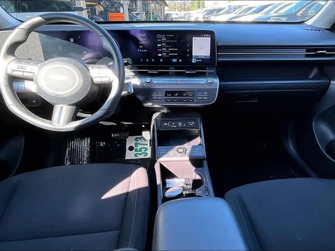 Certified 2024 Hyundai Kona SEL w/ Convenience Package FWD image 12