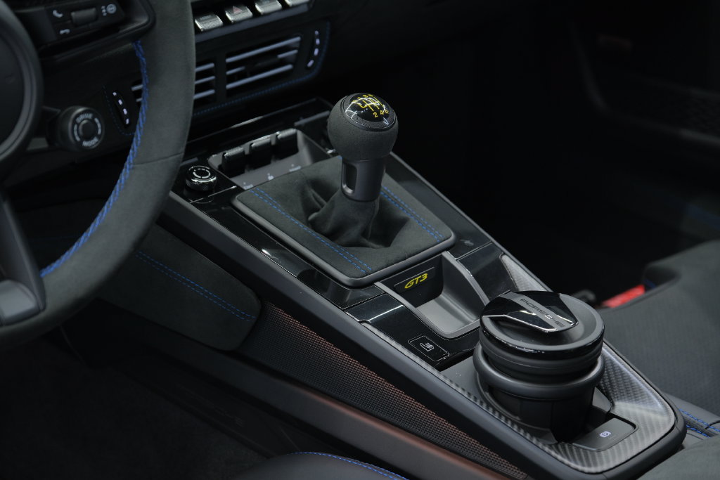 Used 2026 Porsche 911 GT3 RWD image 14