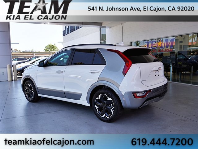 New 2026 Kia Niro Wave w/ Wave Preserve Package FWD image 8