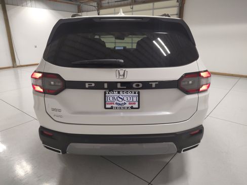 New 2026 Honda Pilot EX-L image 14