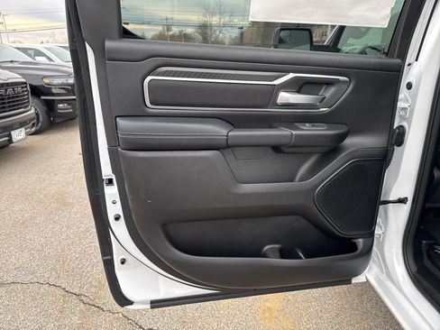 New 2026 RAM 1500 4x4 Crew Cab image 25