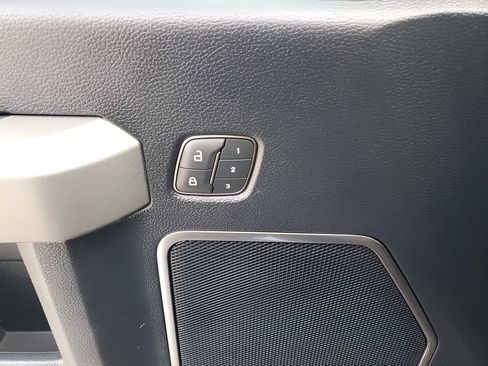 Used 2018 Ford F150 Raptor w/ Equipment Group 802A Luxury image 28