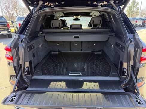 Used 2021 BMW X5 M50i w/ Premium Package image 31