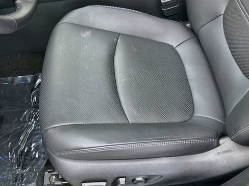 Used 2021 Toyota RAV4 Limited AWD/4WD image 20