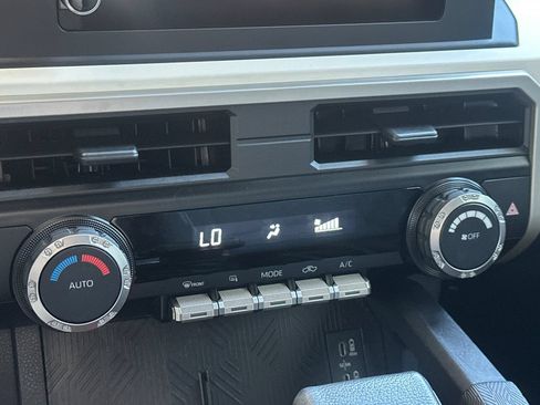 Used 2024 Toyota Tacoma TRD Off-Road AWD/4WD image 20