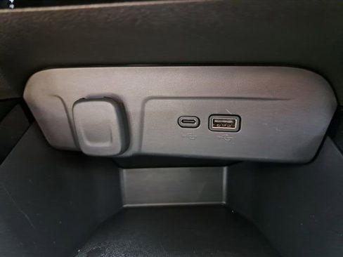 Used 2025 Chevrolet Trax ACTIV w/ Driver Confidence Package image 14