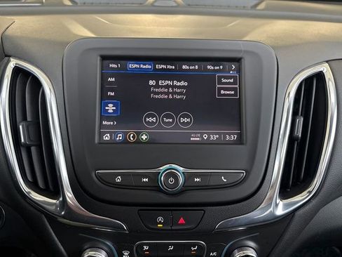 Used 2022 Chevrolet Equinox LT image 40