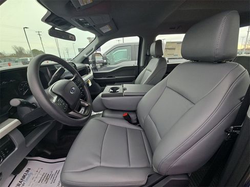New 2026 Ford F250 XL w/ FX4 Off-Road Package image 10
