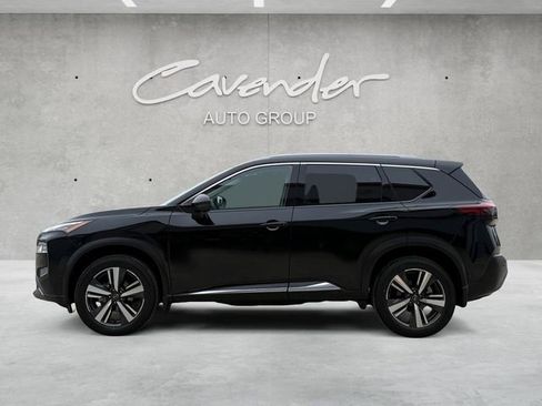 Used 2022 Nissan Rogue SL w/ SL Premium Package image 4