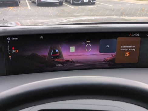 Used 2024 Lincoln Nautilus Reserve image 33